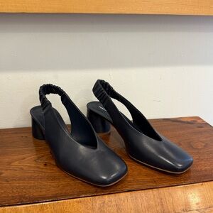 Halmanera Cala 63 Slingback Pump - Navy